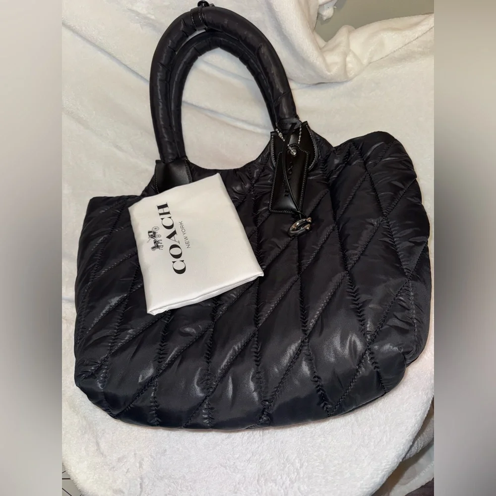 Coach Iris Tote Black NWT - Picture 3 of 10